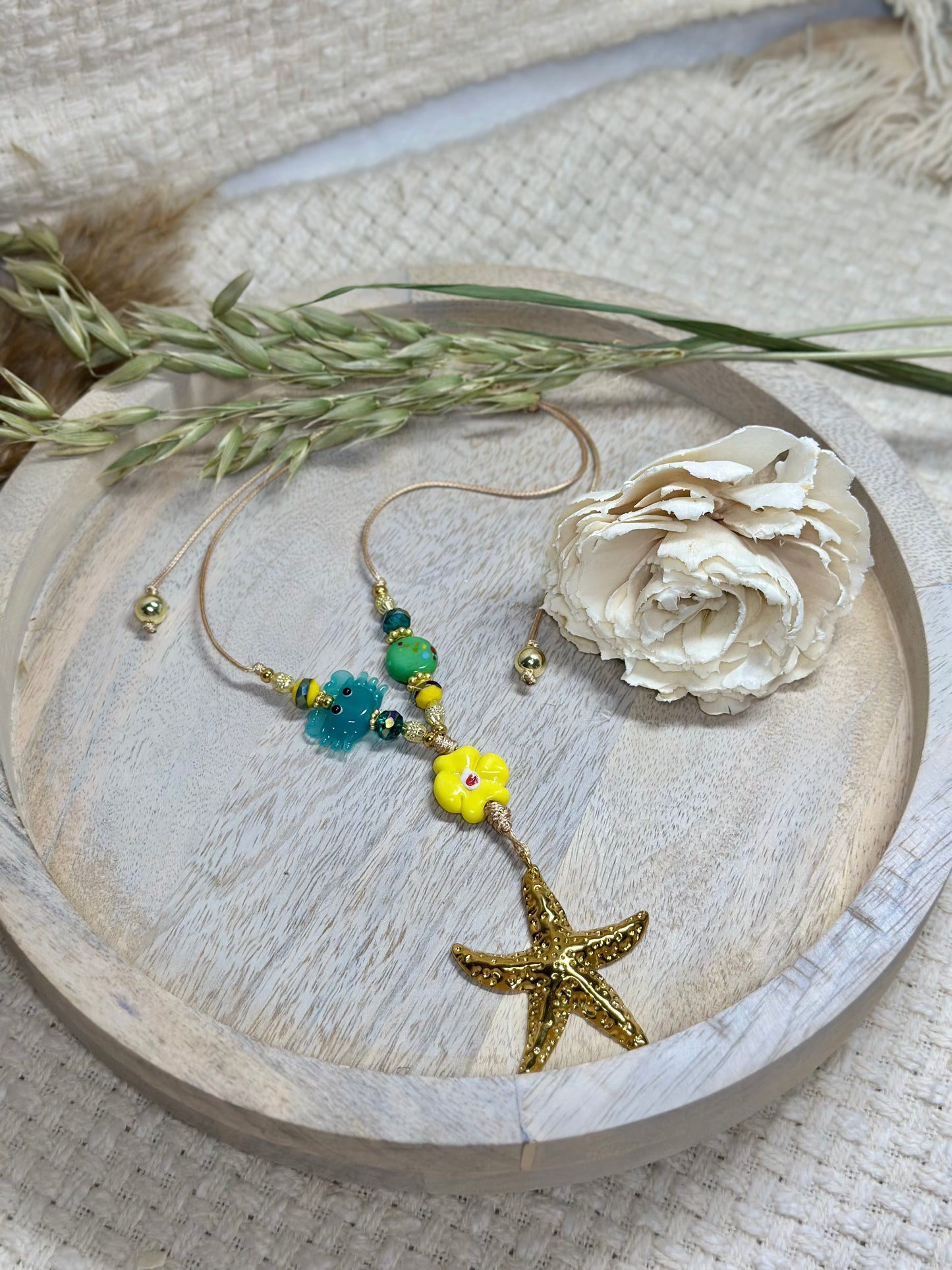 Tropi flor necklace