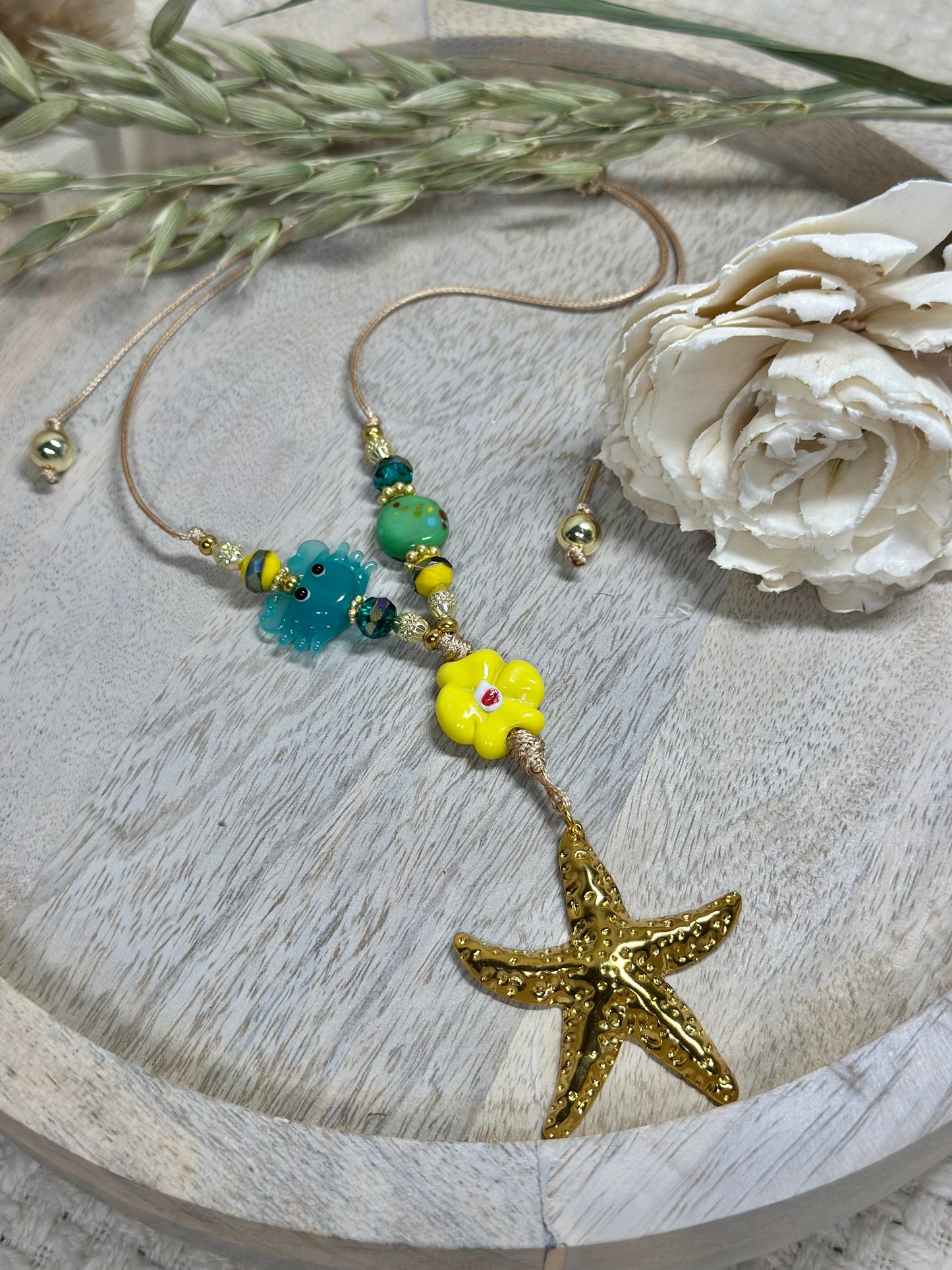 Tropi flor necklace
