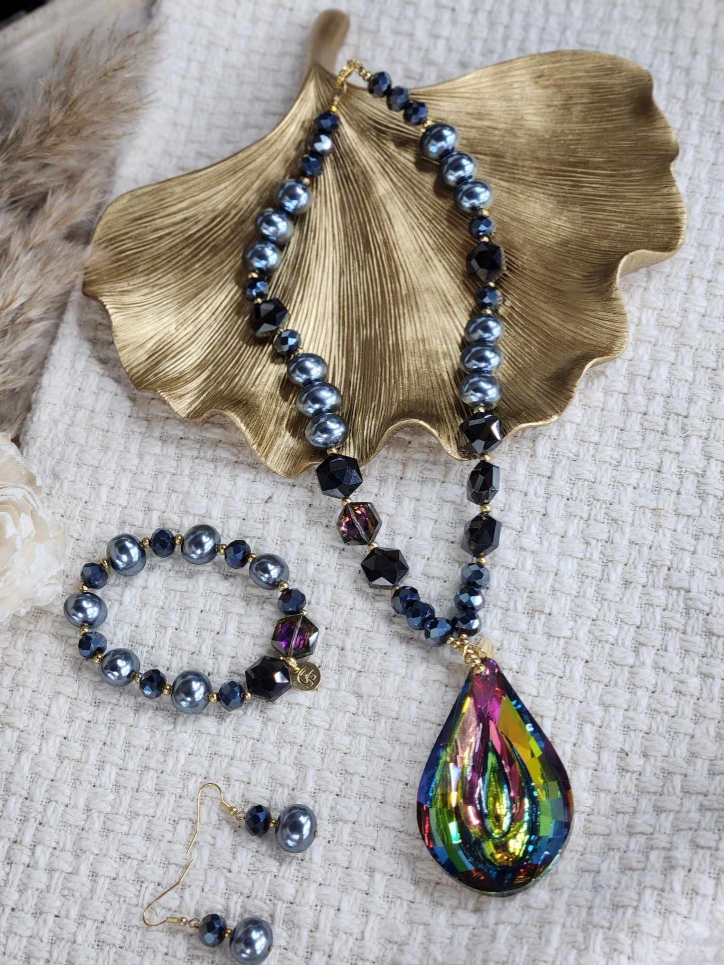 Big drop necklace