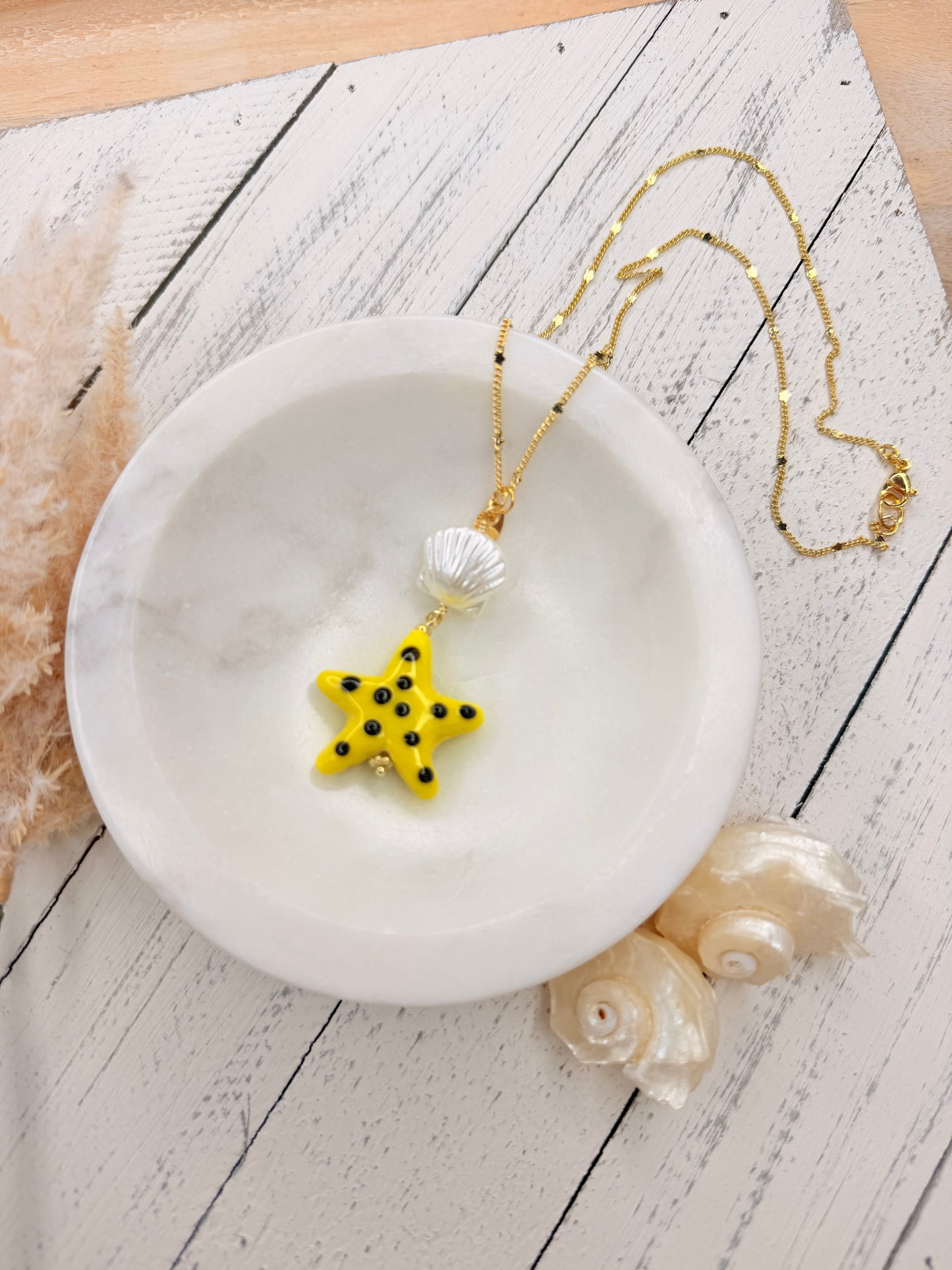 Sea pearl star necklace