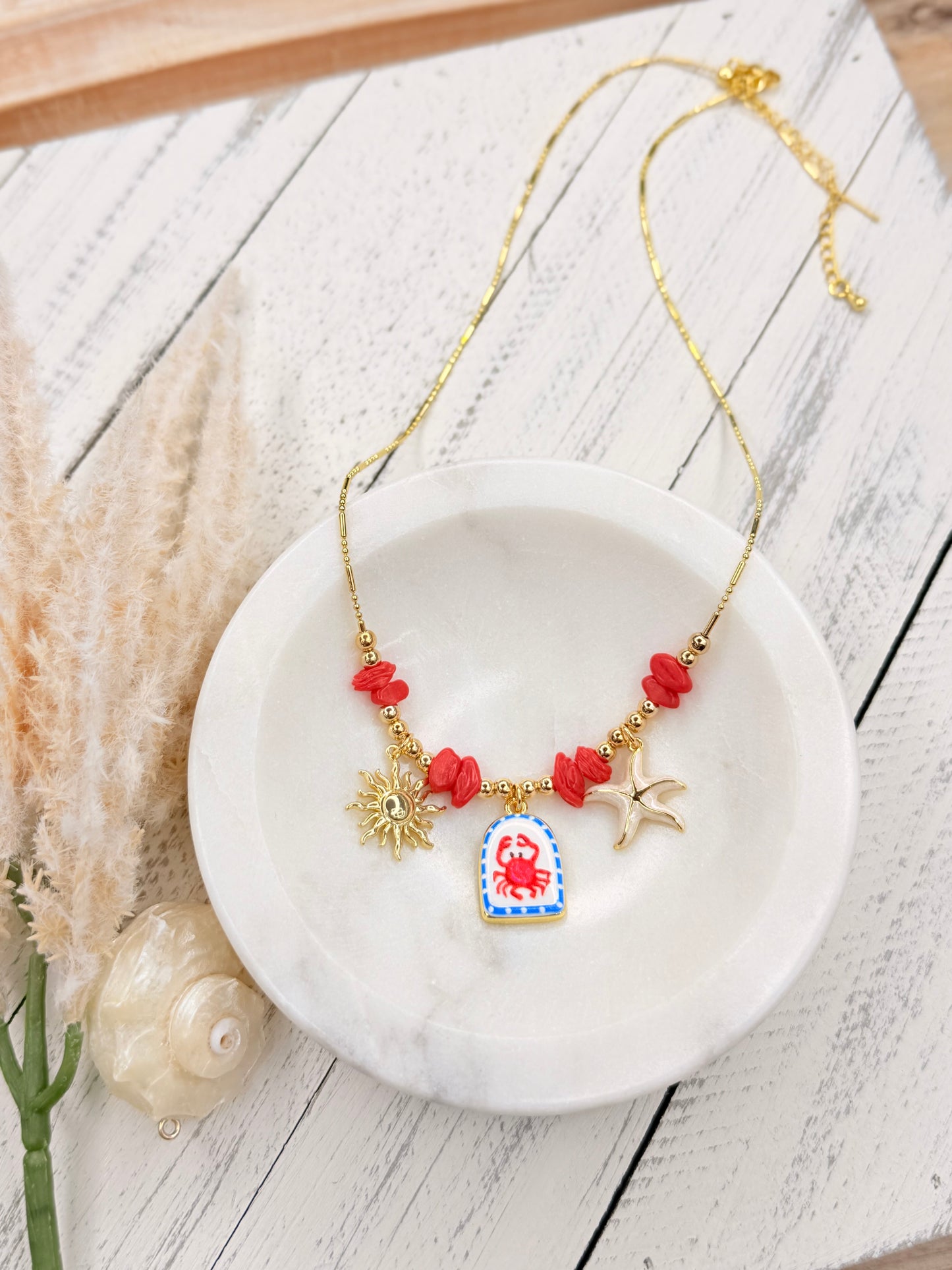 Arena Crab necklace