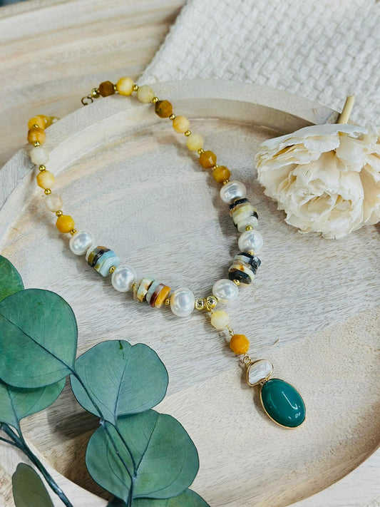 Carnelia necklace