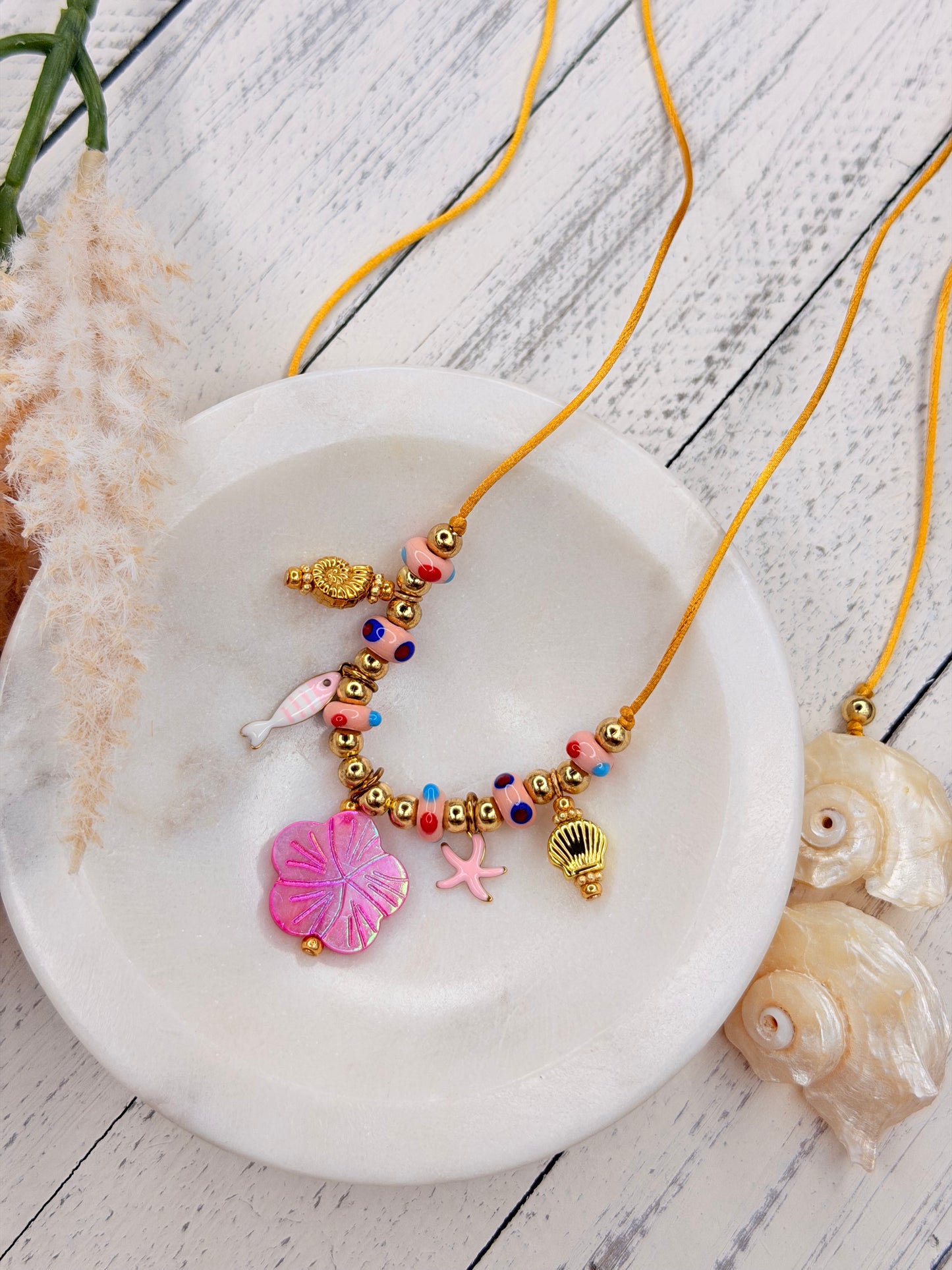 Nácar Maga 🌺 necklace