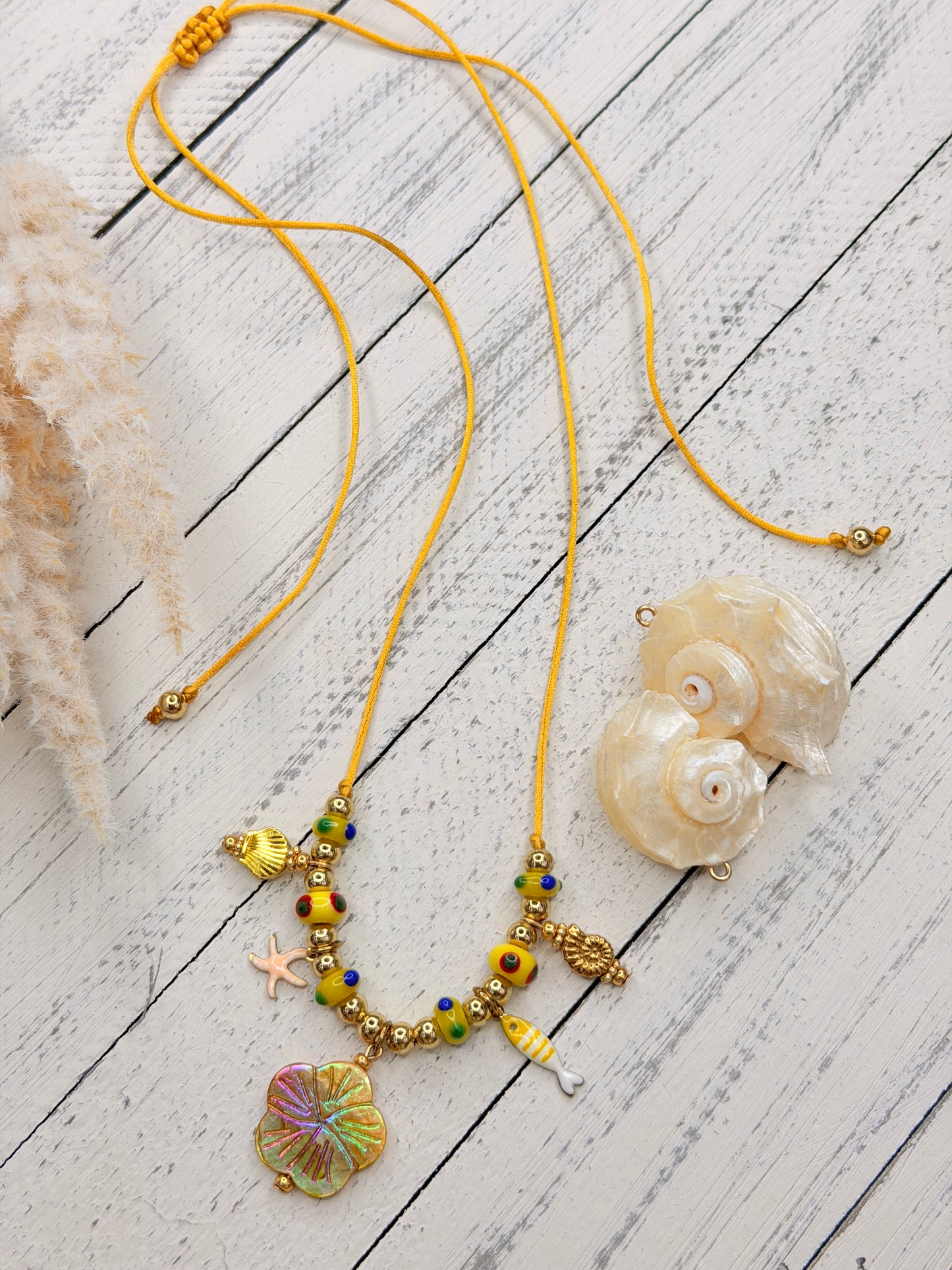 Nácar Maga 🌺 necklace