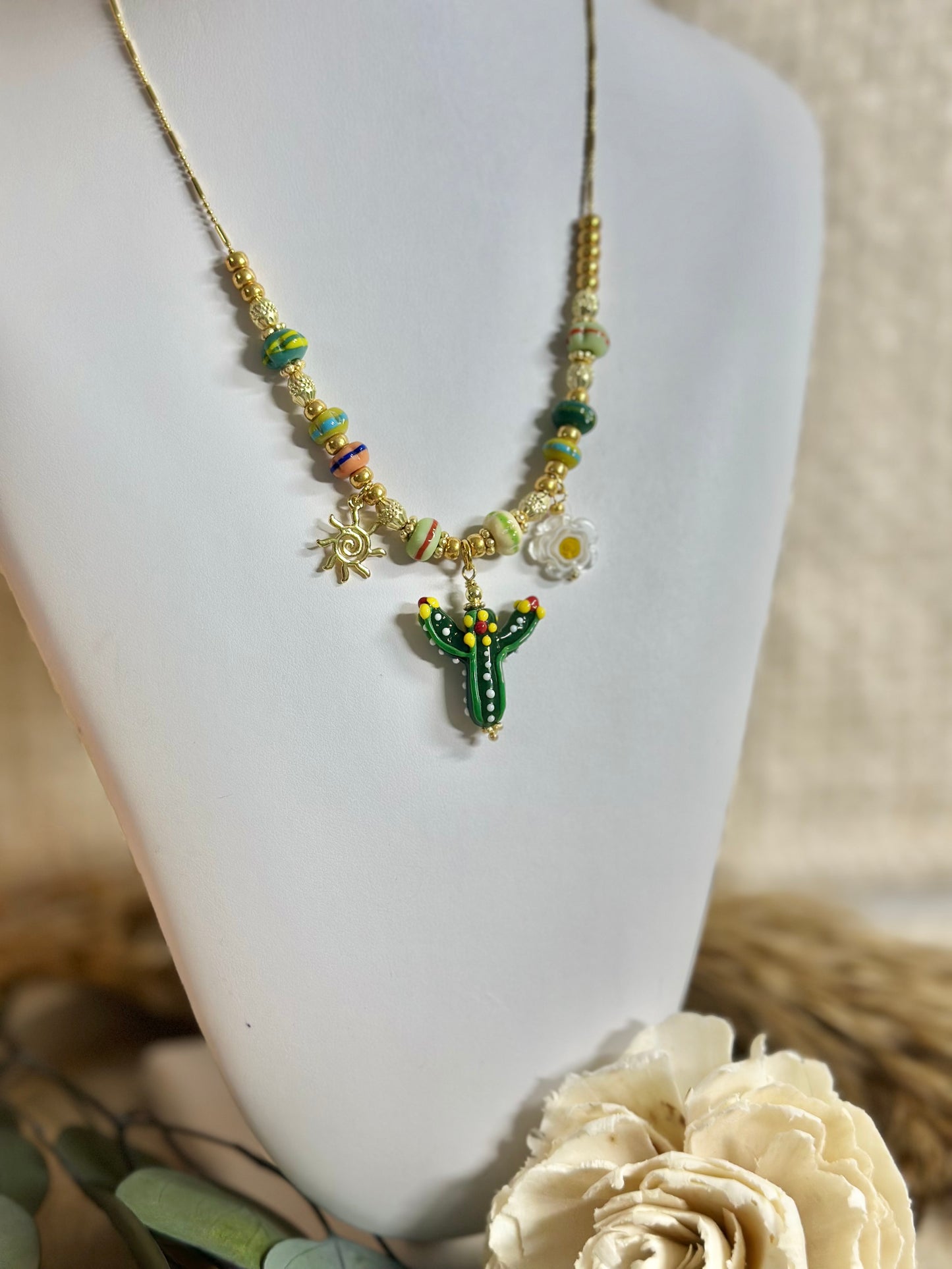 Surprise cactus necklace (limited edition)