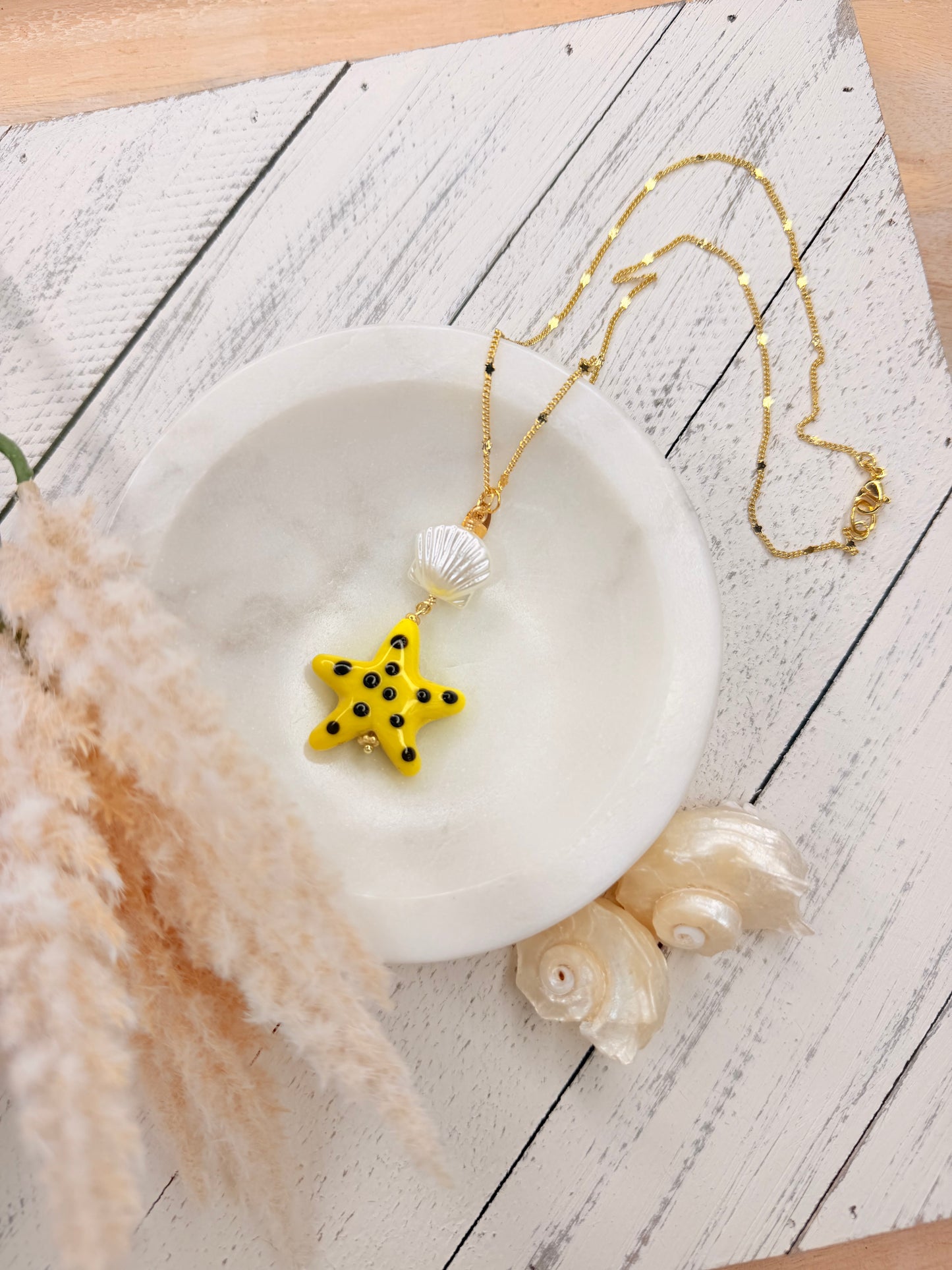 Sea pearl star necklace