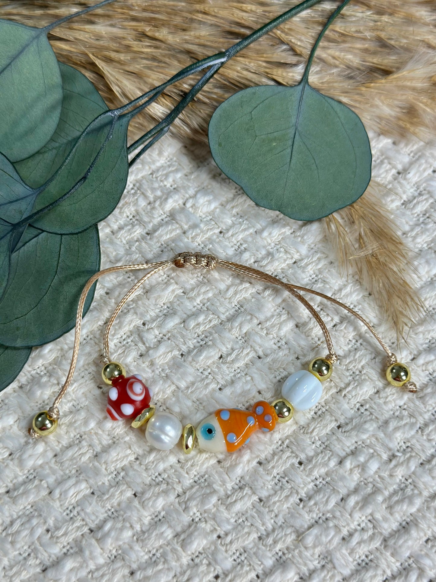 Bumpy Bead fish bracelet