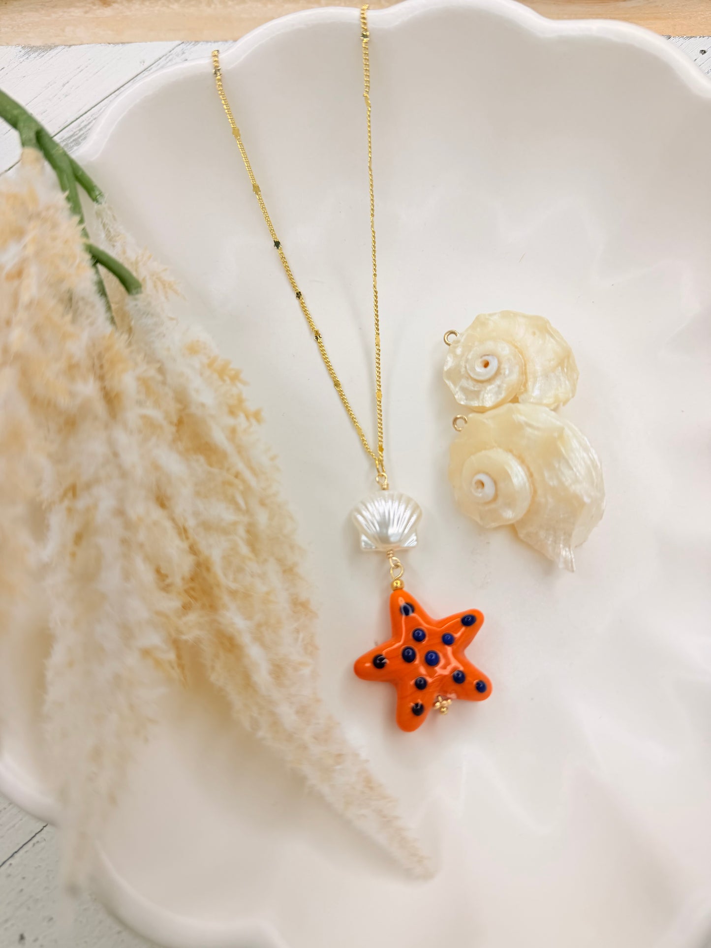 Sea pearl star necklace