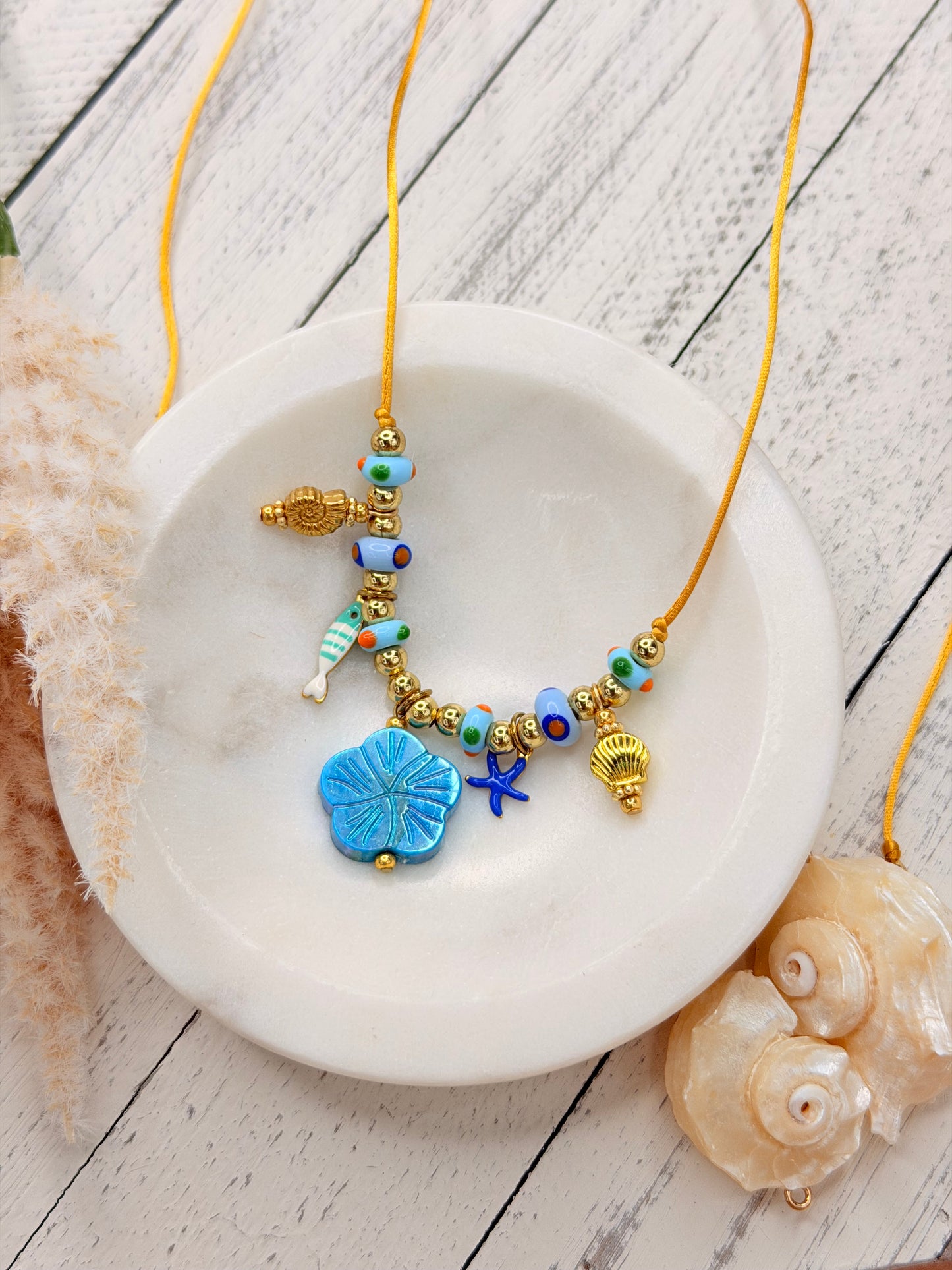 Nácar Maga 🌺 necklace