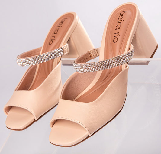 Beirario Charlotte Heels